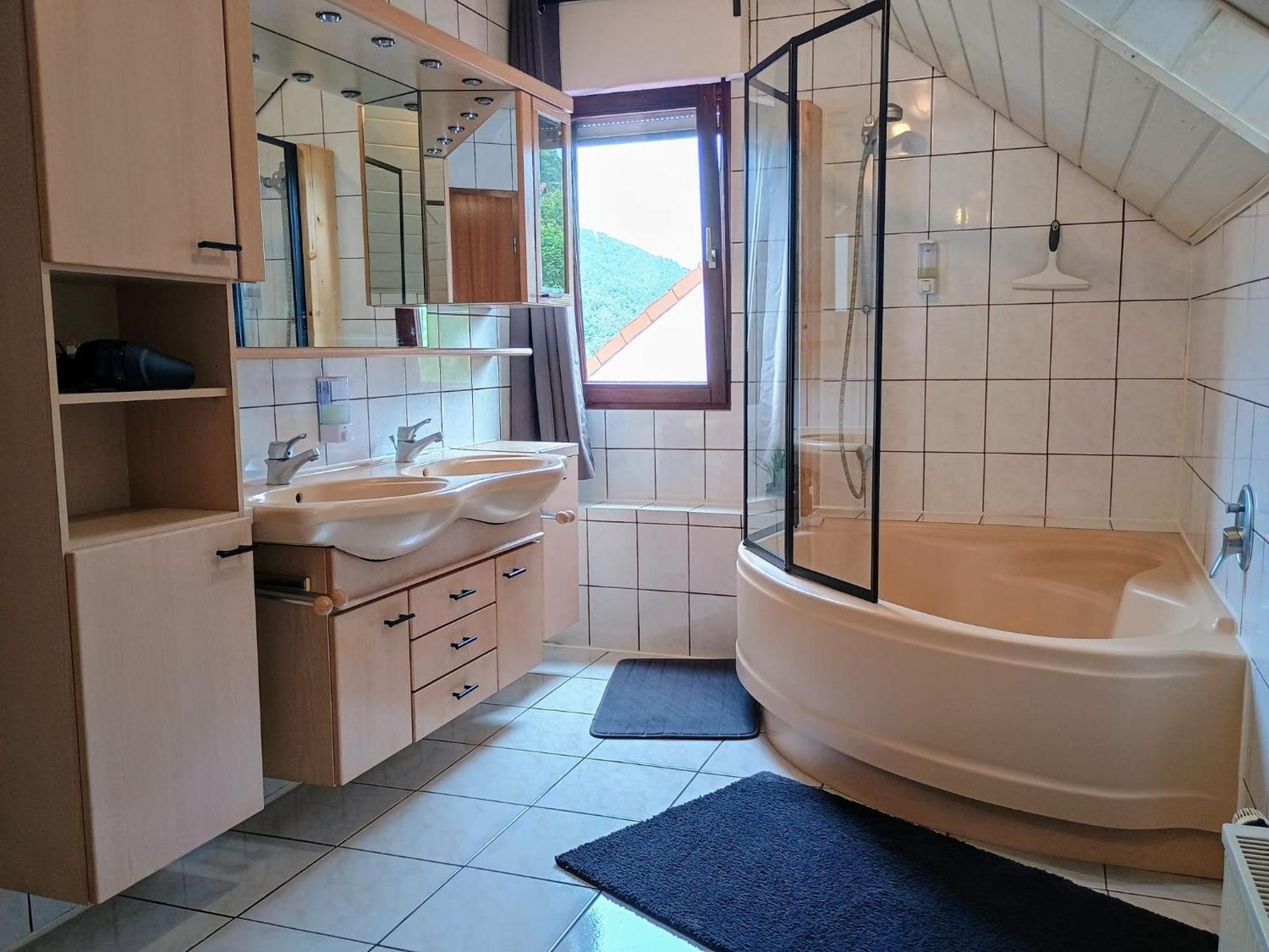 Sleep&Chill - Ruhige Uebernachtung Mit Main-Blick Leilighet Neustadt am Main Eksteriør bilde